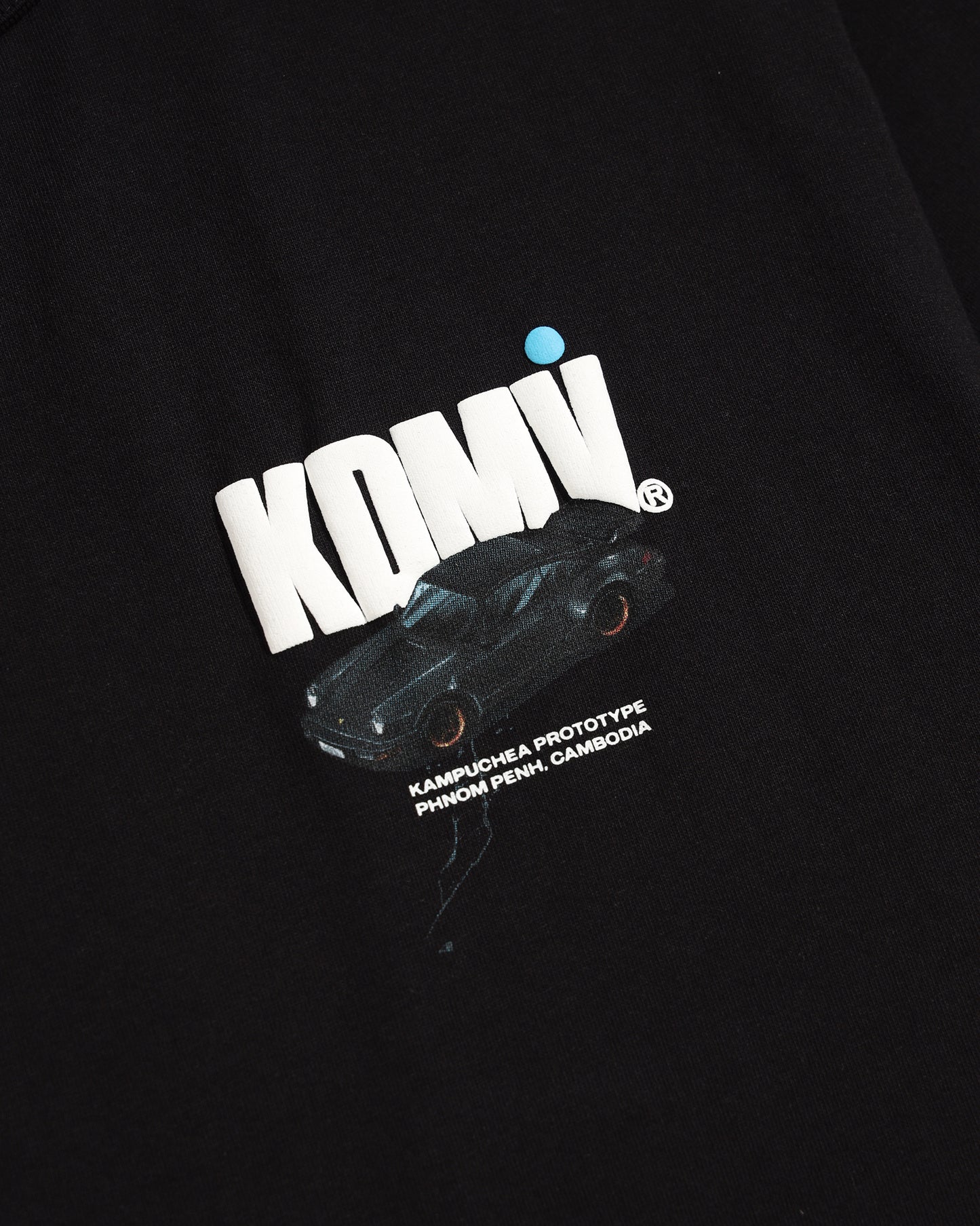 AKIRA TEE BLACK