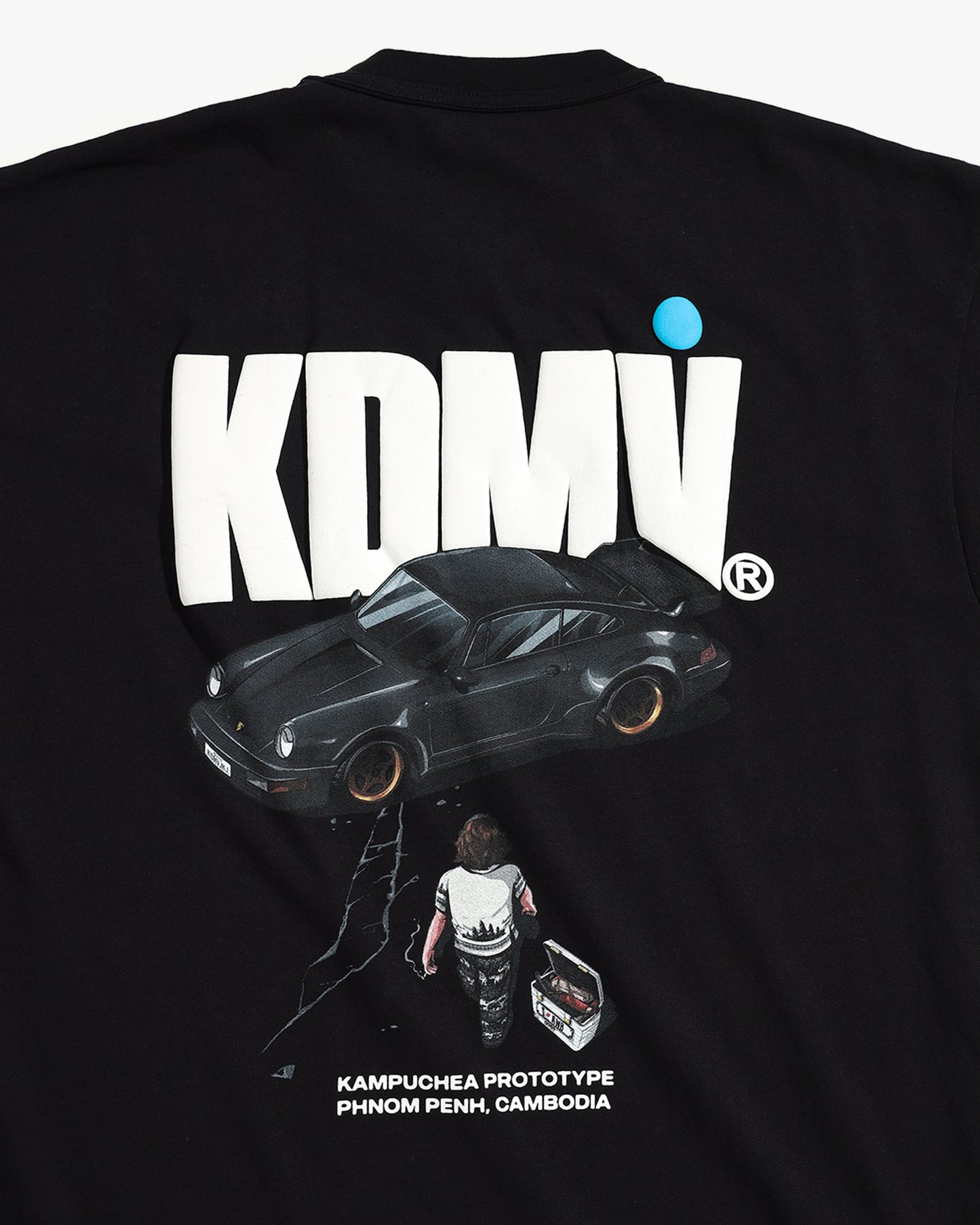 AKIRA TEE BLACK
