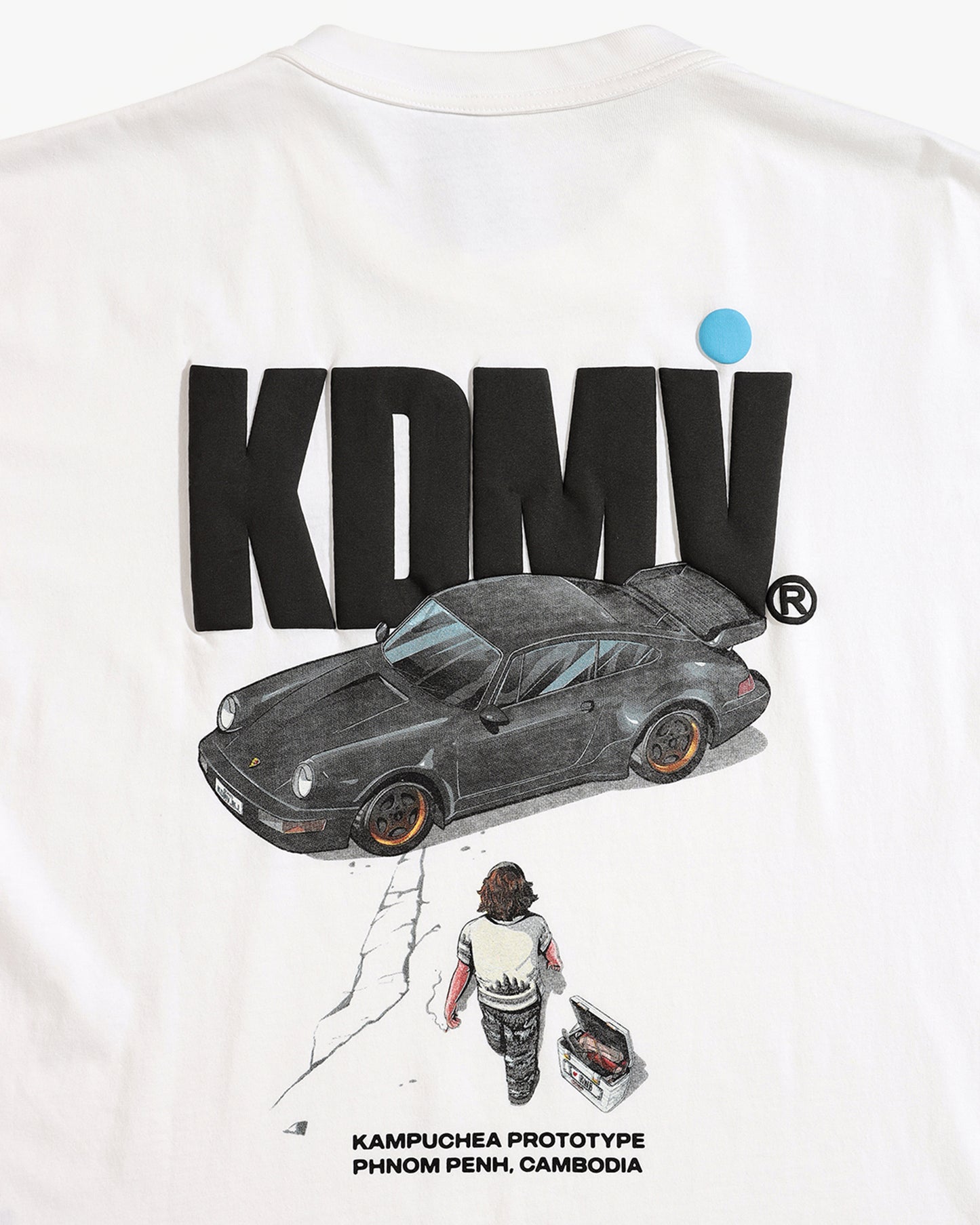 AKIRA TEE OFF WHITE