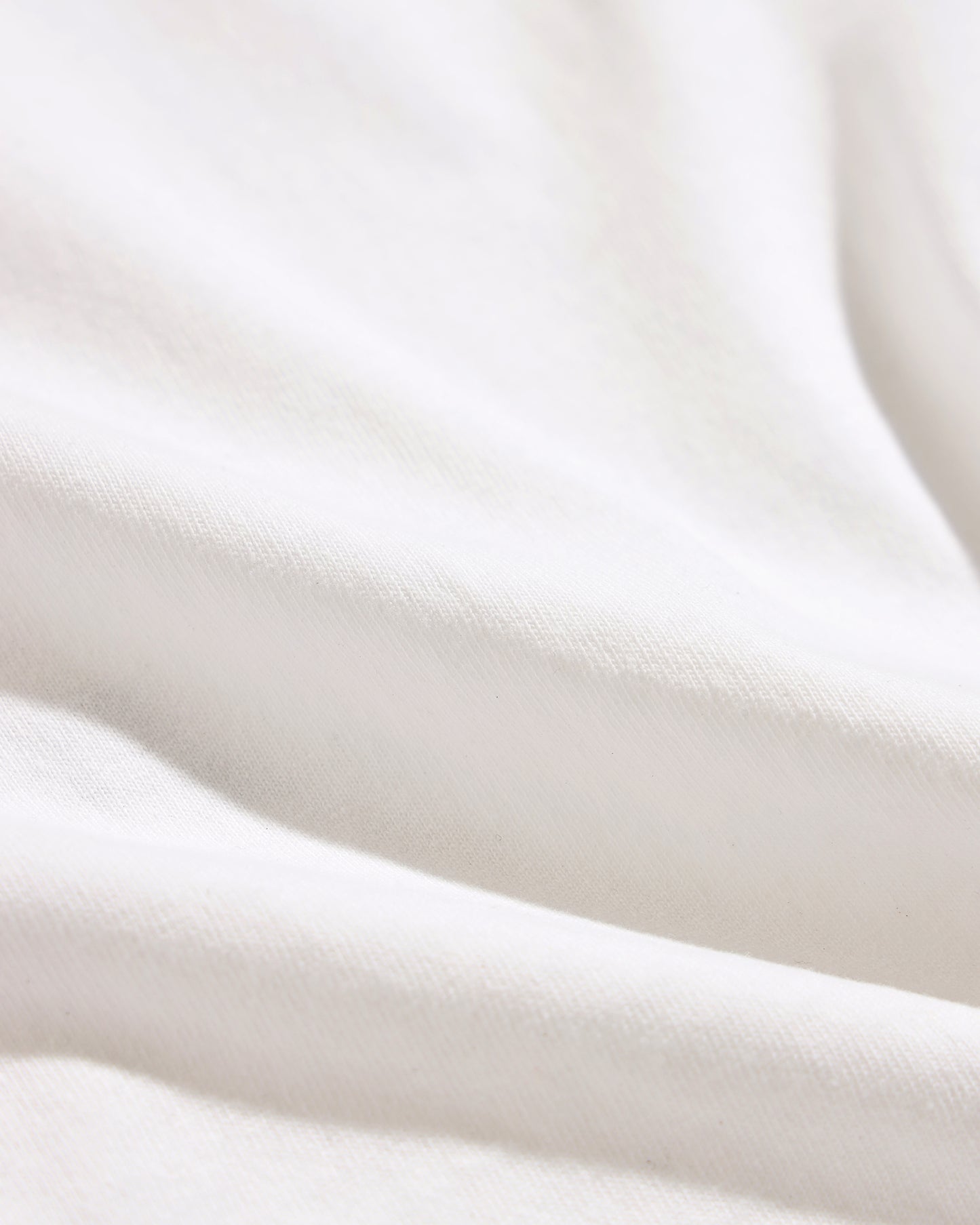 AKIRA TEE OFF WHITE