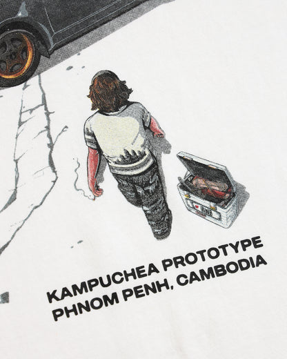 AKIRA TEE OFF WHITE